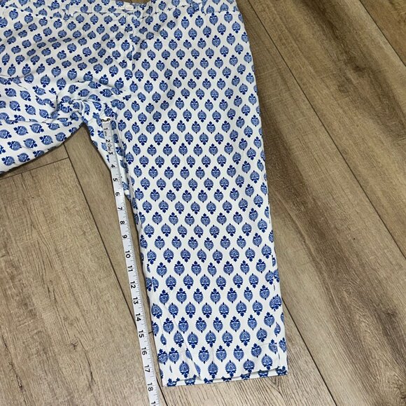 TALBOTS Perfect Skimmer White Blue Print Chino Capri Pants Size 14P Petite ~EUC - Picture 7 of 12